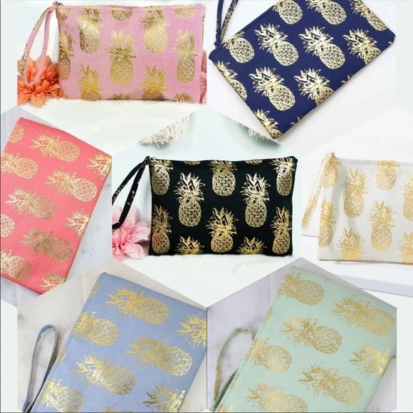 Pink Gold Pineapple Clutch | Tropical Wristlet Summer Vacation Bag - Picture 5 of 5